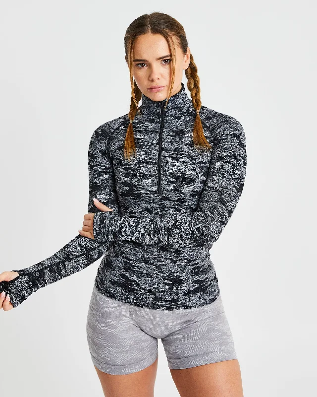 Evolve Camo Seamless 1/2 Zip Pullover - Black