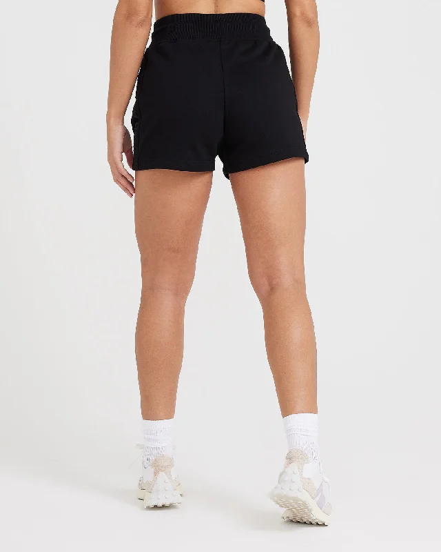 Classic Lounge Lightweight Shorts | Black