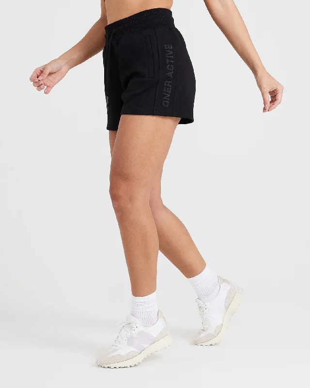 Classic Lounge Lightweight Shorts | Black