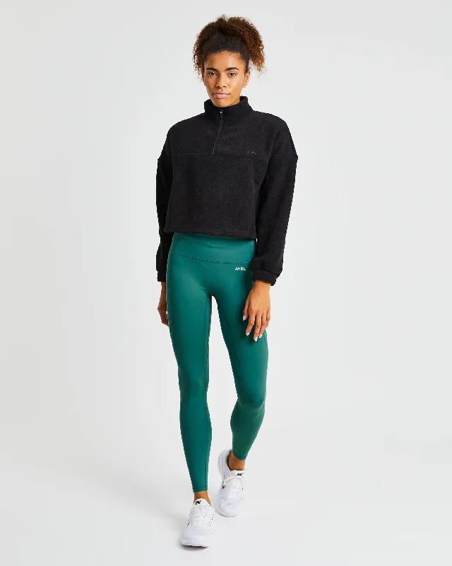 Effortless Oversized Crop Fleece - Black