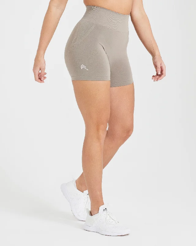 Effortless Seamless Shorts | Minky