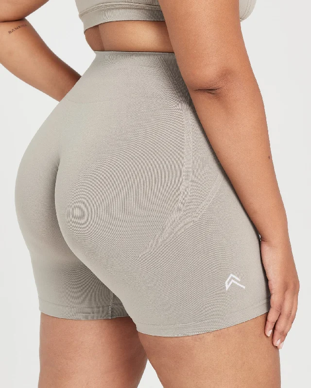 Effortless Seamless Shorts | Warm Sand