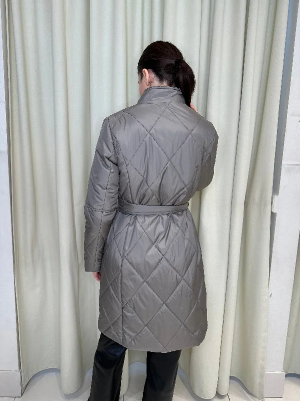 Mid-Season Diamond Quilted Lightweight Coat