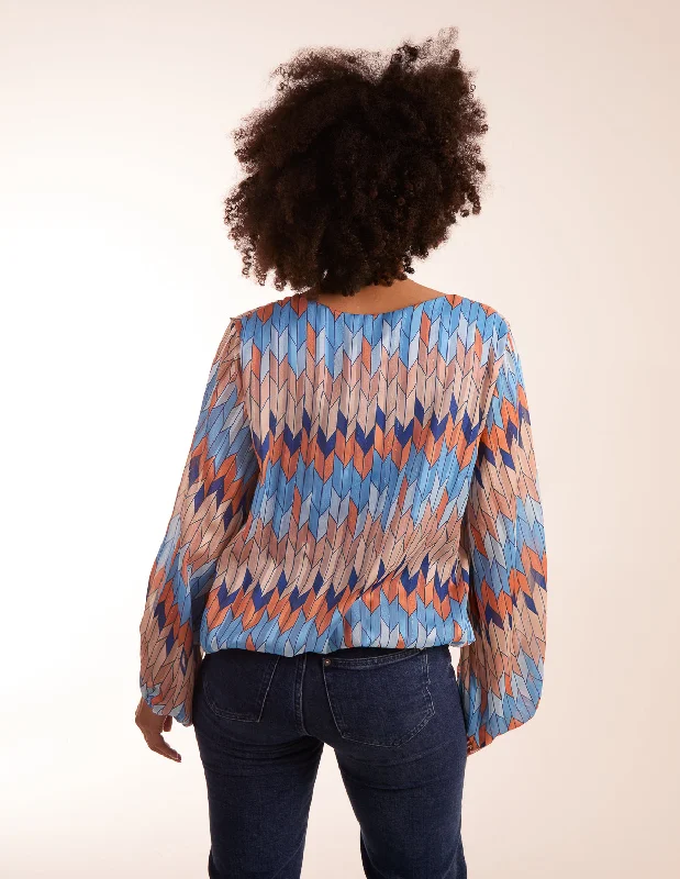 blue-zig-zag-print-bubble-hem-top