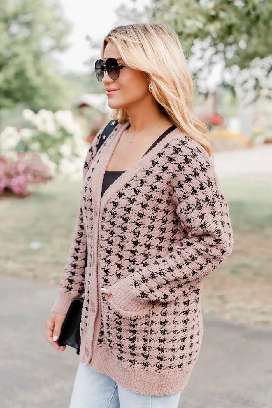 brown-and-black-fuzzy-houndstooth-cardigan