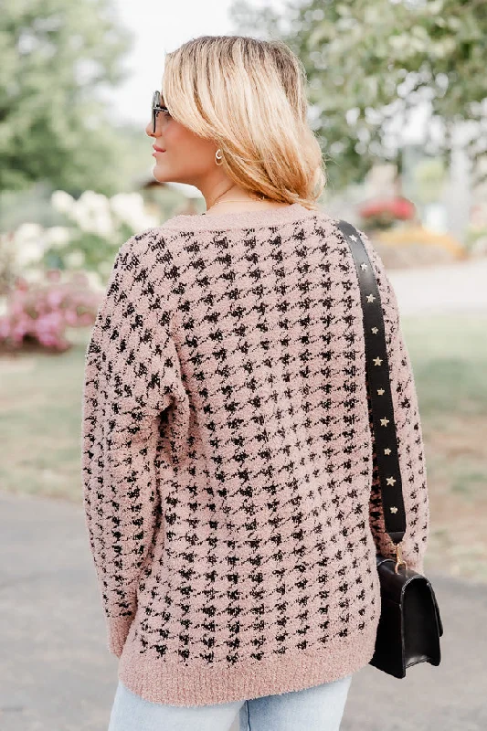 brown-and-black-fuzzy-houndstooth-cardigan