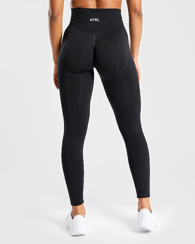 empower-seamless-leggings-black