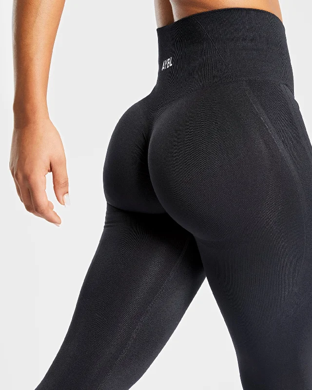 empower-seamless-leggings-black