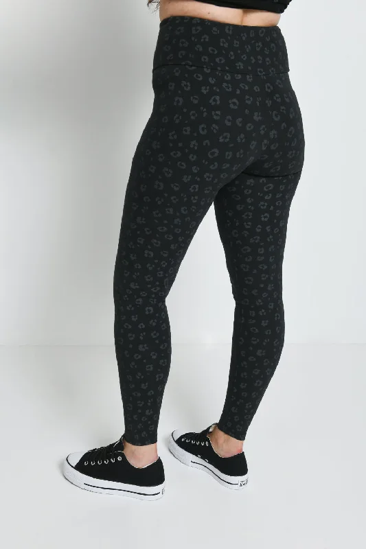 everyday-high-waisted-leggings-black-animal-print