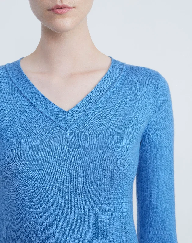 fine-gauge-cashmere-v-neck-sweater