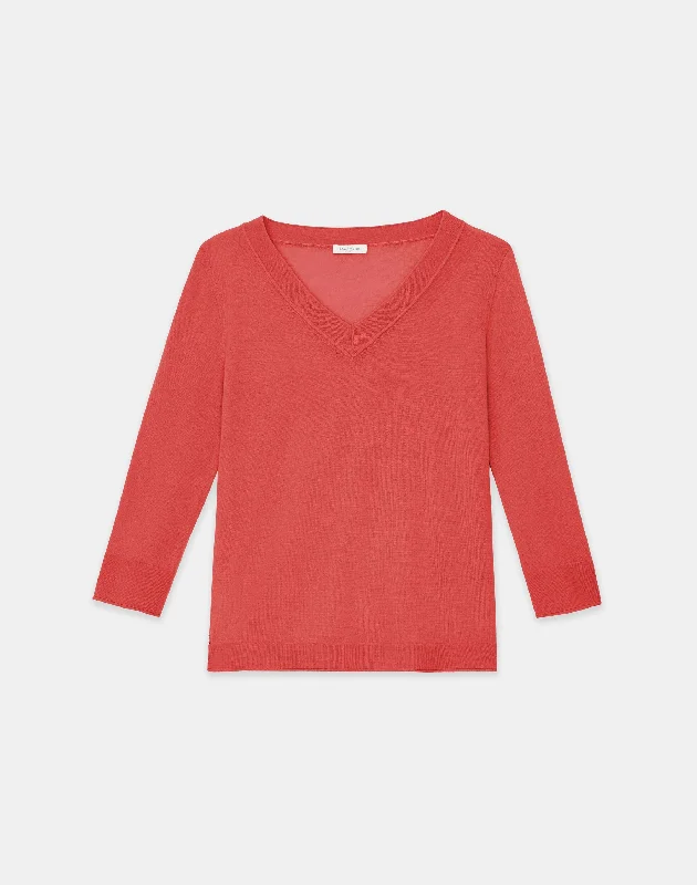 fine-gauge-cashmere-v-neck-sweater