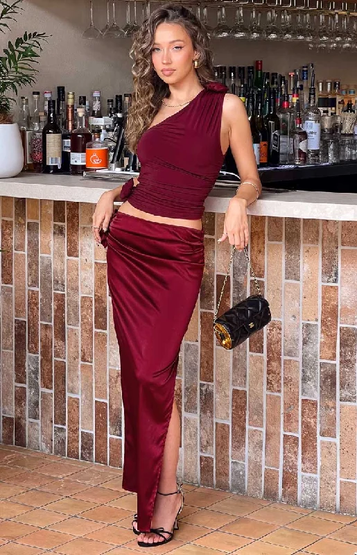 lioness-rendezvous-burgundy-one-shoulder-top