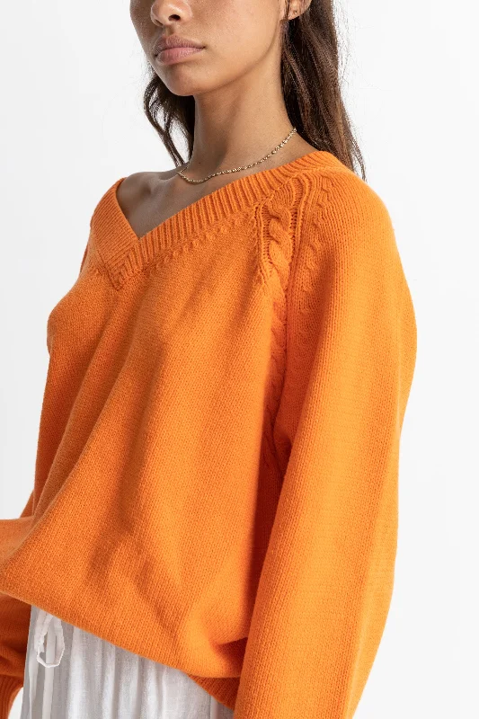 moonstone-oversized-v-neck-orange-oct23