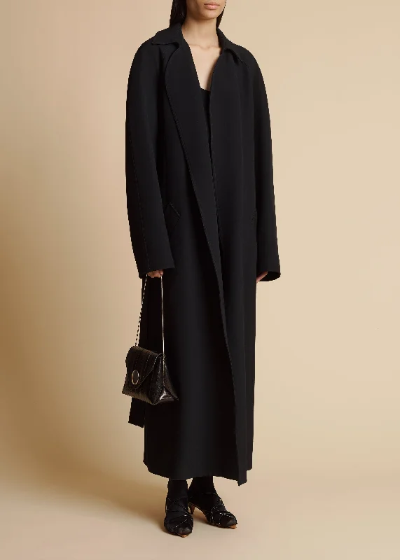 roth-trench-in-black