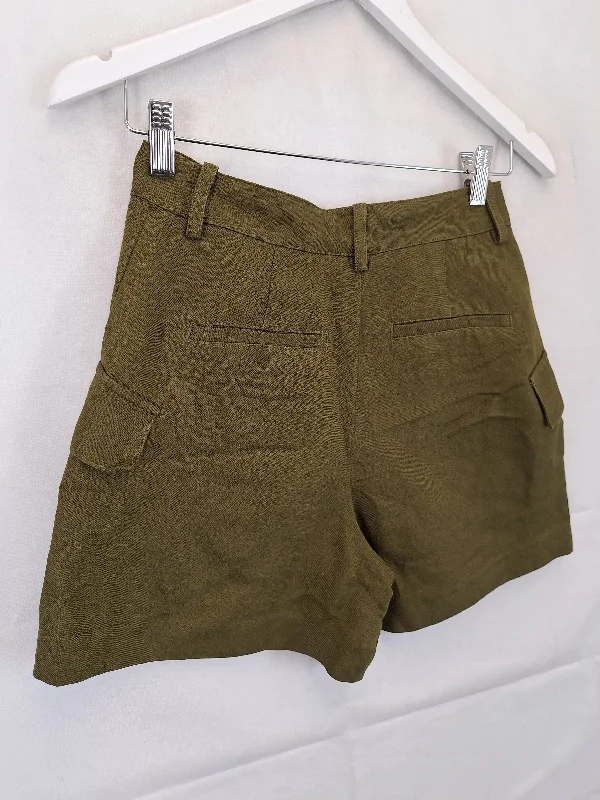 witchery-stylish-olive-linen-shorts-size-6-b003-2361-gn