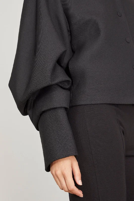 wrinkled-sleeve-jacket-in-black