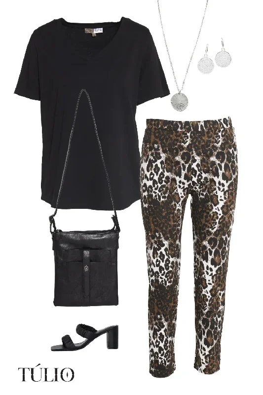 zendaya-pants-choc-leopard